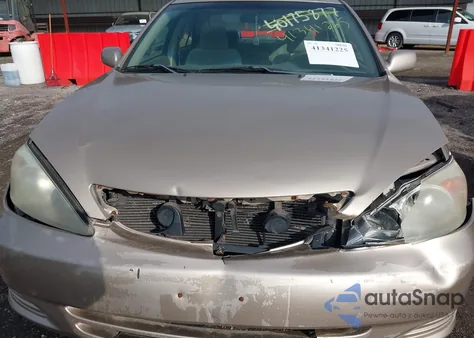 2003 Toyota Camry Le из США, поврежденный, VIN 4T1BE32K13U122921